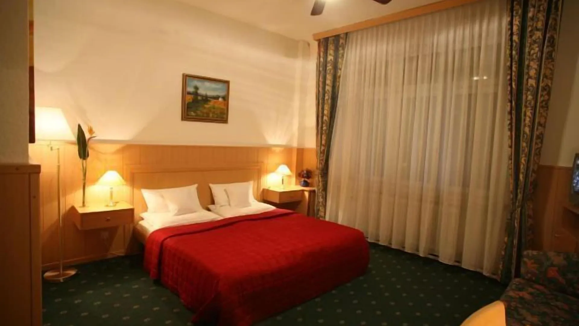 Hotel Corvinus Vienna - Newly Renovated
