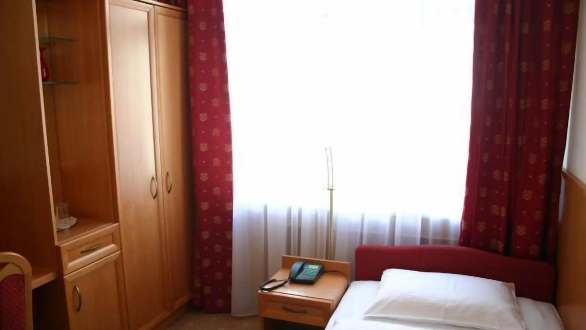 ****  Hotel Corvinus Vienna - Newly Renovated Austria