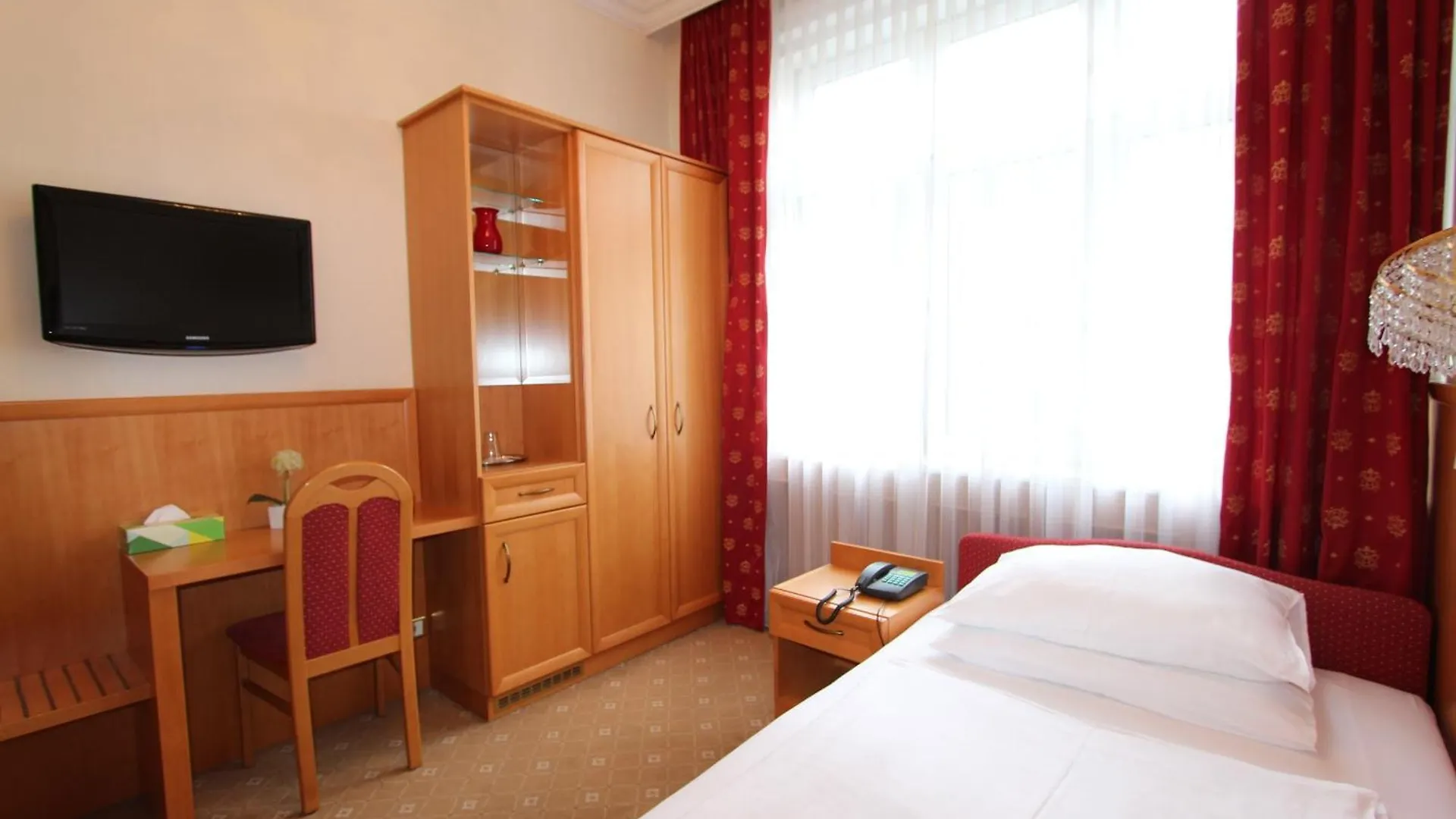 Hotel Corvinus Vienna - Newly Renovated 4*,  Austria