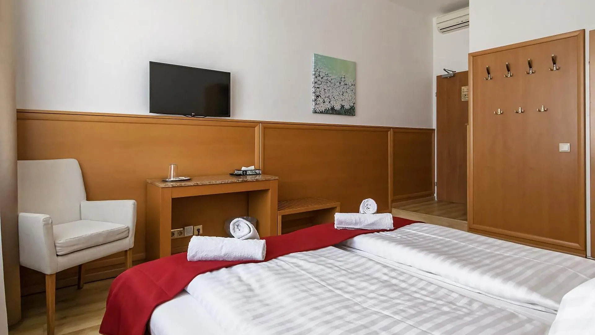 Hotel Corvinus Vienna - Newly Renovated