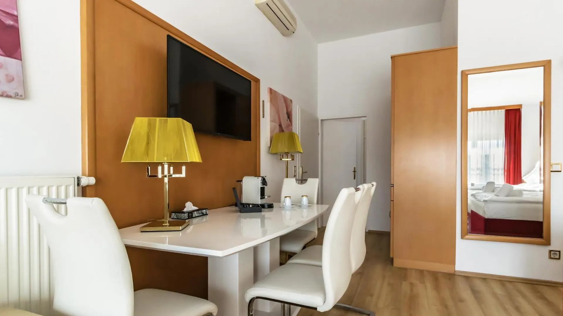 Hotel Corvinus Vienna - Newly Renovated 4*,  Austria
