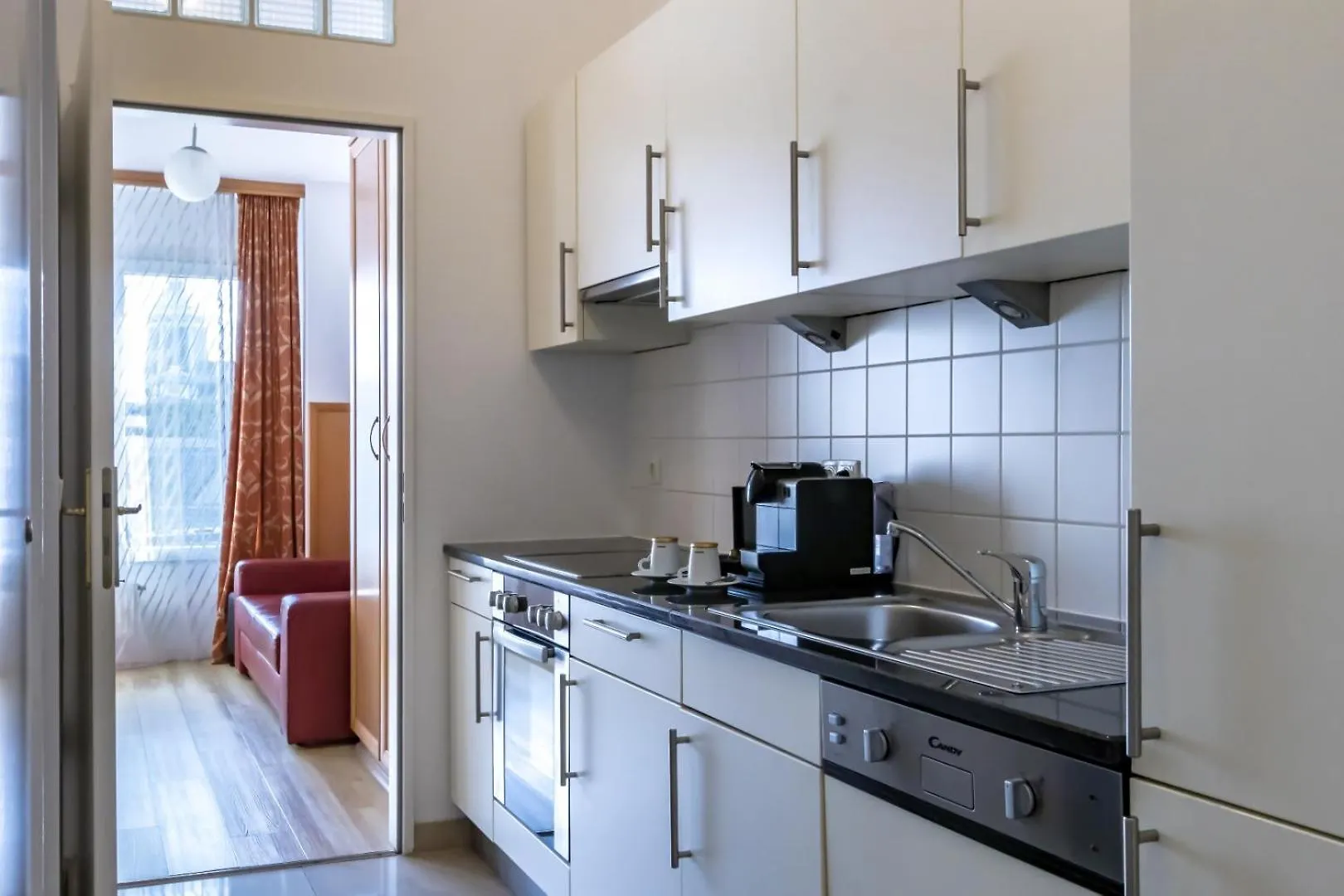Hotel Corvinus Vienna - Newly Renovated 4*,