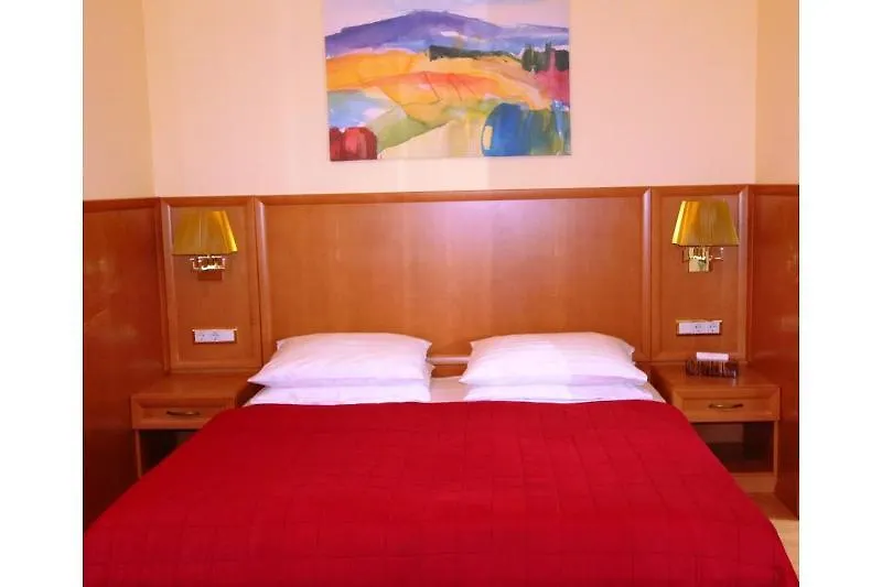 Hotel Corvinus Vienna - Newly Renovated