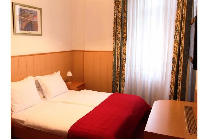 Hotel Corvinus Vienna - Newly Renovated