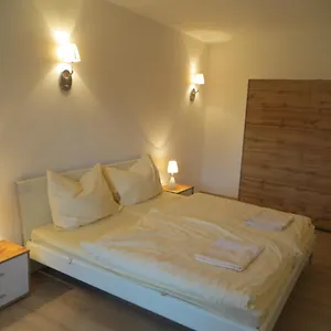 https://city-apartment-amadeus.salzburghotels.net