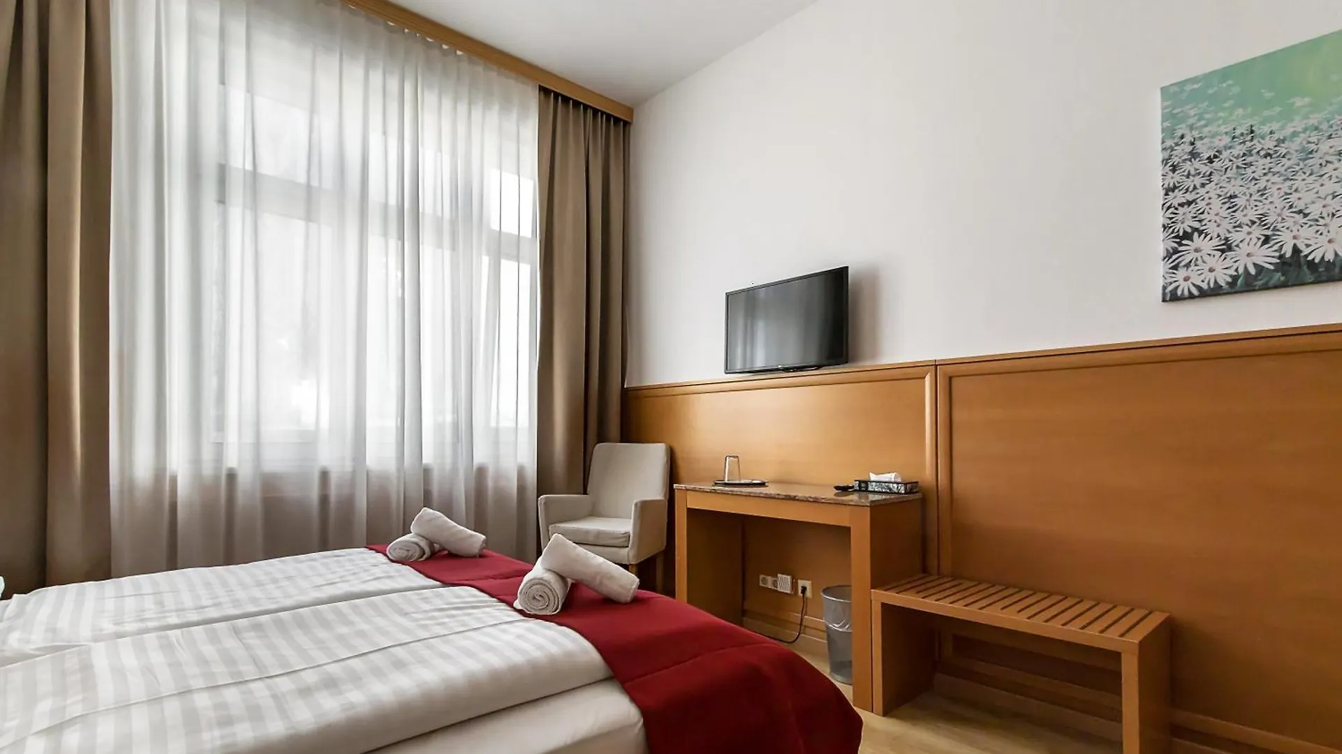 Hotel Corvinus Vienna - Newly Renovated